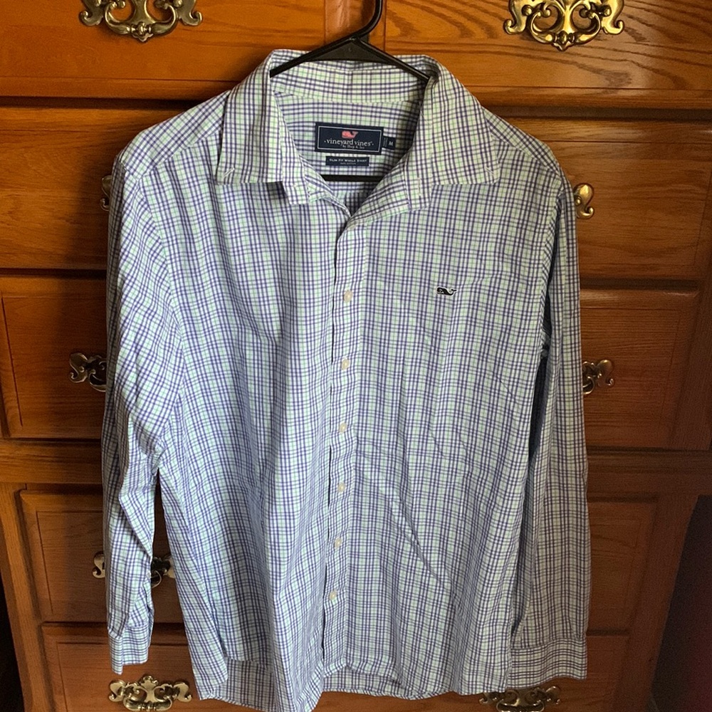 Men’s M Vineyard Vines Slim Fit Whale Shirt.